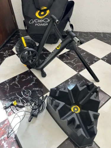 Rolo de Treino CycleOps Power Smart Interativo