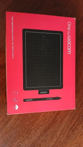 Mesa digitalizadora one by Wacom