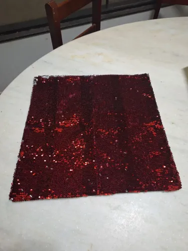 1 Capa de almofada Paetê Vermelho Brilhante