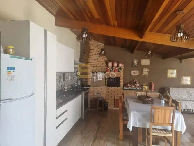 Casa em condomínio em Jundiaí (Recanto Quarto Centenário) - 3 quartos, 2 vagas, financia