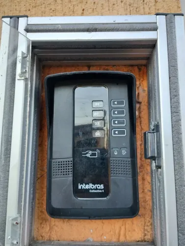 Instalação e Manutenção de Interfones 