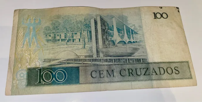 Nota de 100 Cruzeiros Brasileira (Antiga)