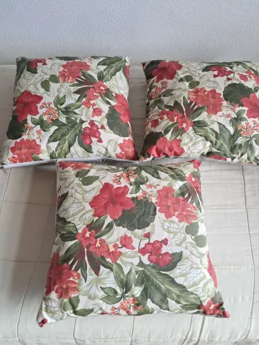 Almofadas com capas removíveis 