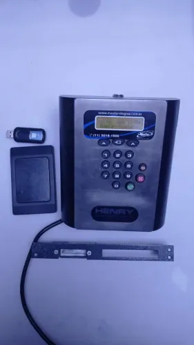 CONTROLE DE ACESSO HENRY c/ PAINEL CARD +