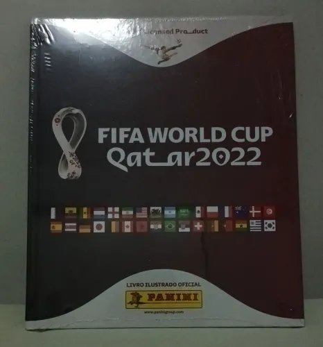 Álbum da copa do Qatar 2022 lacrado