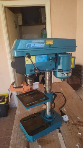 Furadeira de bancada