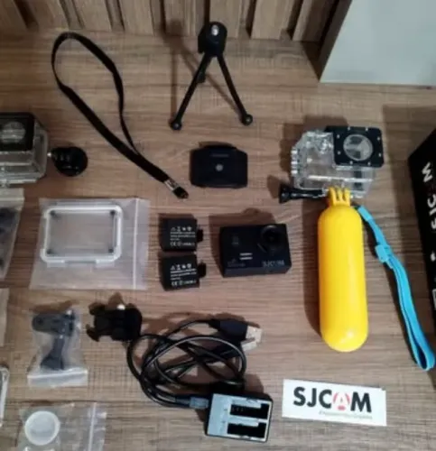 Kit De Câmera De Ação Sj5000x Elite actionCAM 2.0" LCD screan com cartão de memória 32 GB.