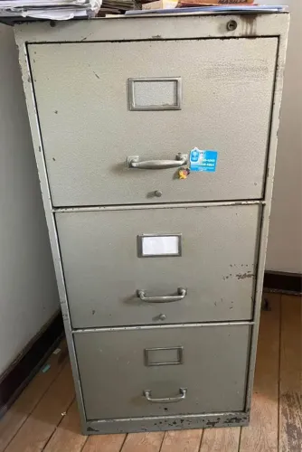 3 Arquivos com gaveta tipo aço metal 300 os tres