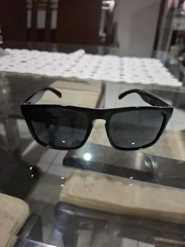 Oculos Quicksilver novo! Polarizado e com proteção UV400.