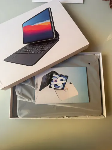 Capa teclado magnético para Ipad 10?9