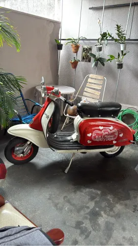 Lambretta 1963 Relíquia Marietta - Vermelha e Branca
