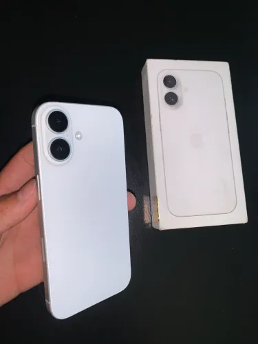 iPhone 16