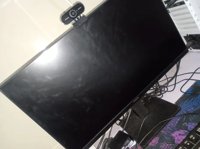Monitor Samsung essential S3