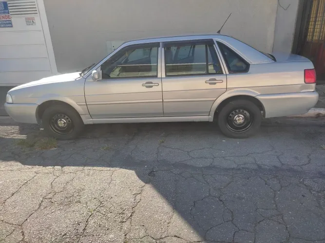 Volkswagen Santana 2.0 MI 2P E 4P 2001
