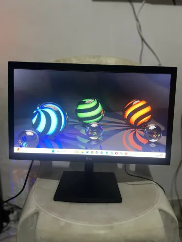 Monitor LG 19.5? LED HDMI 20MK400H-B | Excelente Estado | Fonte Original + Cabo HDMI