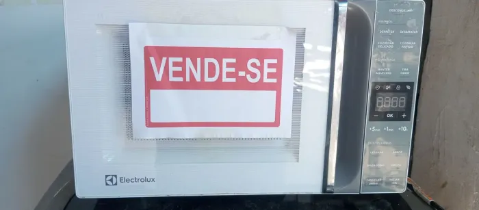 Microondas semi-novo