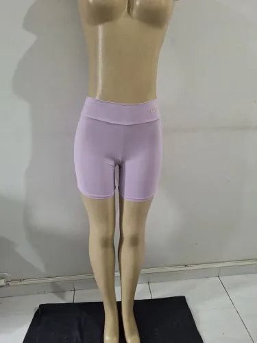 Short academia feminino