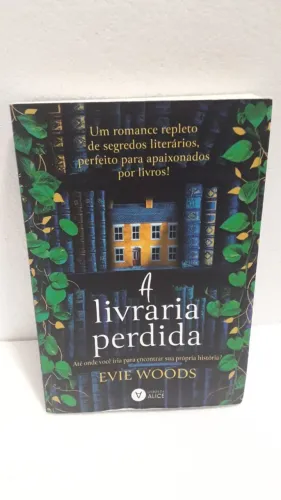 Livro A Livraria Perdida - de Evie Woods bem conservado 