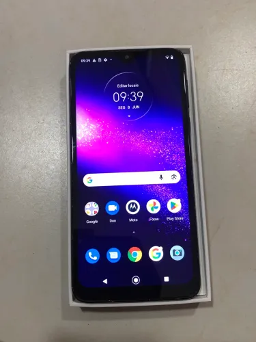 MOTOROLA ONE MACRO