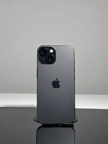iPhone 15 / 128GB / EXCELENTE ESTADO
