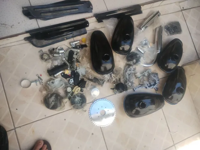 Lote de peças pra motorista 80cc