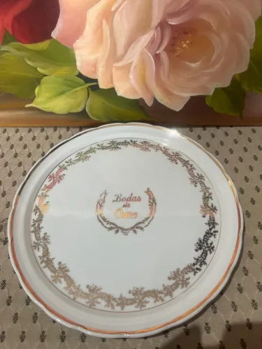 Prato bodas de ouro bordas abauladas 25cm