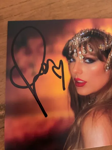 card autografado the life of a showgirl