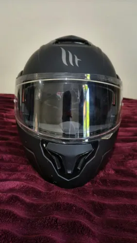 Capacete Escamoteável MT 55-56