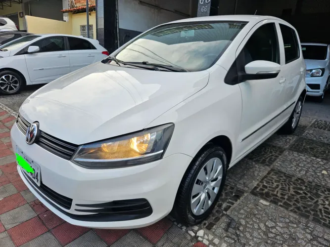 Volkswagen Fox Trendline 1.0 Flex 12V 5P 2016