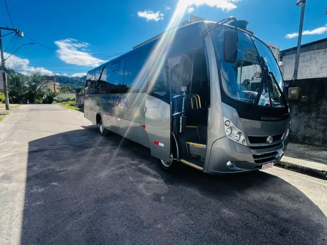 Neobus Thunder Plus 