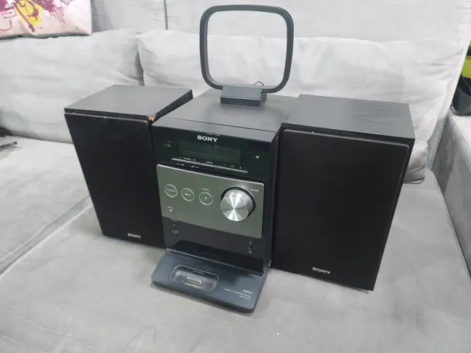 Microsystem Sony CMT-FX300i defeito no leitor de CD