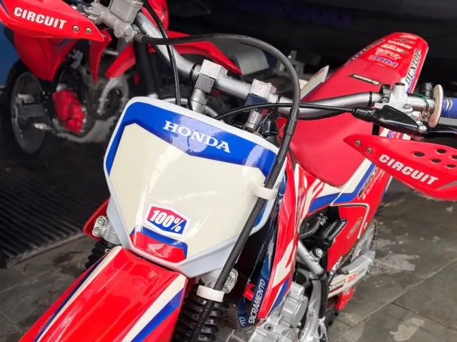CRF 230 F