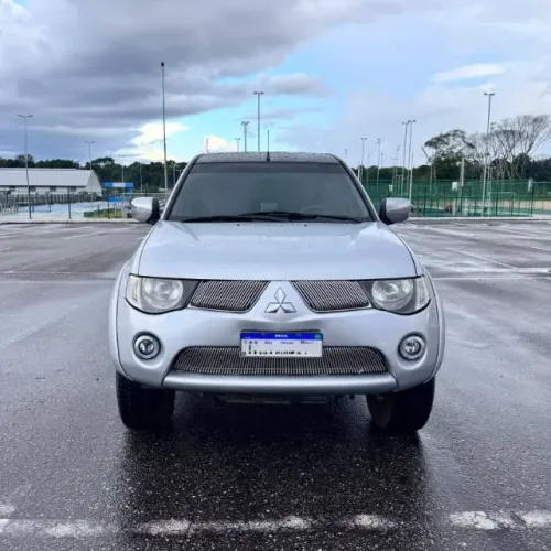 Mitsubishi L200 Triton HPE 3.2 CD TB Int.diesel AUT 2010