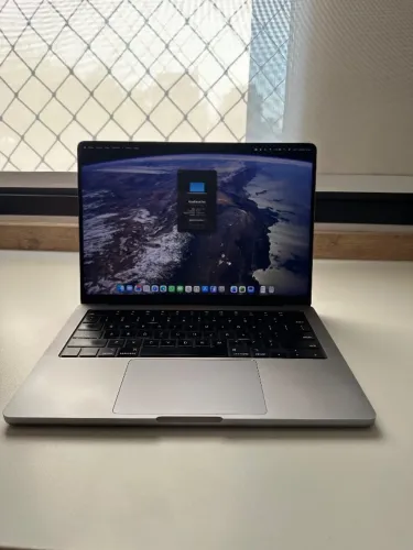 MacBook Pro 14 2021 | Apple M1 Pro | 16 GB RAM | 512 GB SSD | Bateria 90% |Fonte originaL