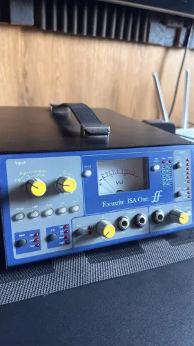 Pré-Amplificador Focusrite ISA One FF Usado - Qualidade Profissional