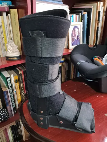 Bota imobilizadora cano longo tam. M