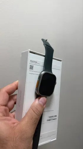 Apple Watch Ultra 1 49MM GPS + Cell sem detalhes