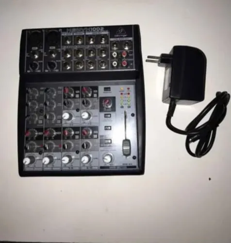 Mesa de som behringer xenyx (LEIA O ANÚNCIO)
