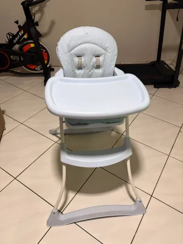 Cadeira de alimentação infantil 