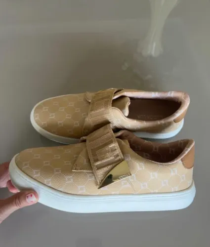 Tenis luz da lua