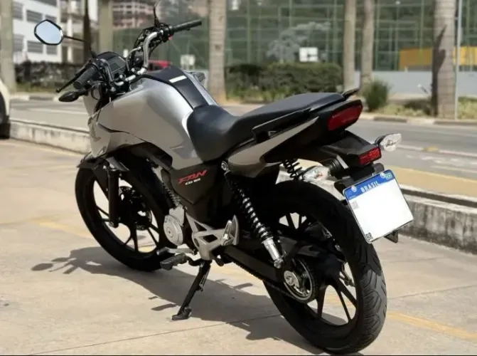 Vendo moto 
