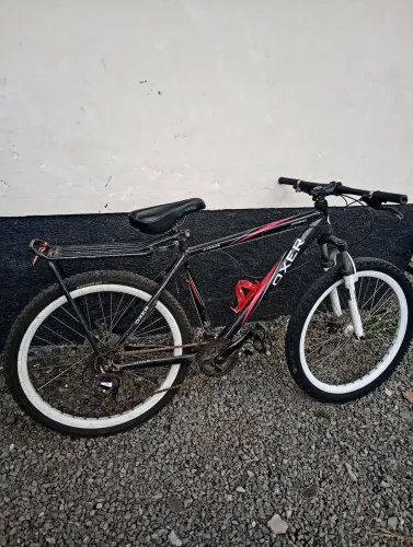 Vendo bicicleta boa para trabalho