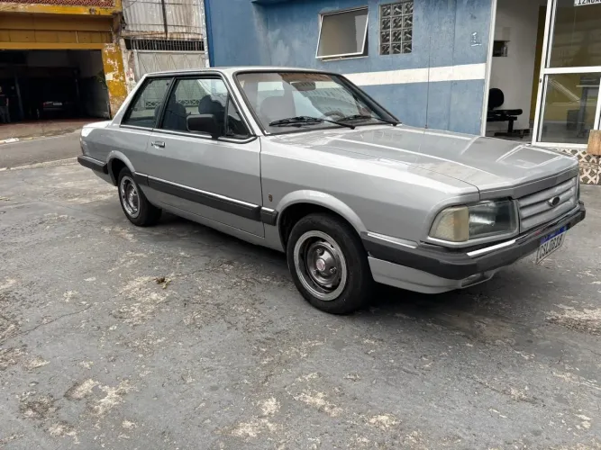 Ford Del Rey GLX 1.6/1.8 / GL 1.6/1.8 2P E 4P 1988