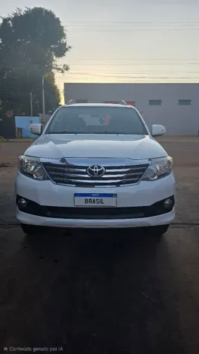Toyota Hilux SW4 SR 4X2 2.7/ 2.7 Flex 16V Aut. 2015