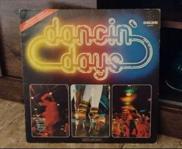 LP DANCIN' DAYS NOVELA