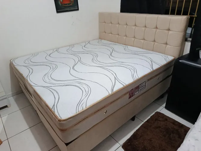 Cama super King completa com cabeceira