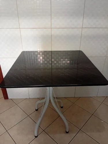 Mesa quadrada 4 lugares