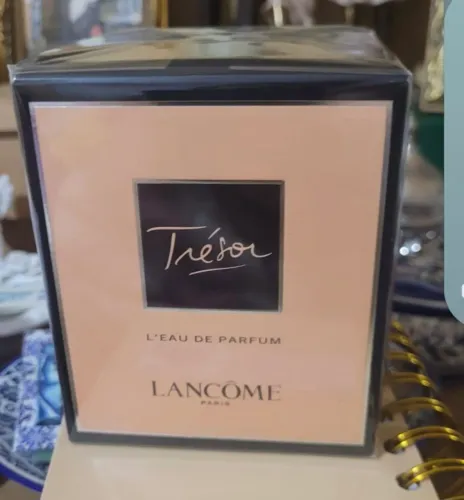 Perfume lacrado Trésor de 30 ml 