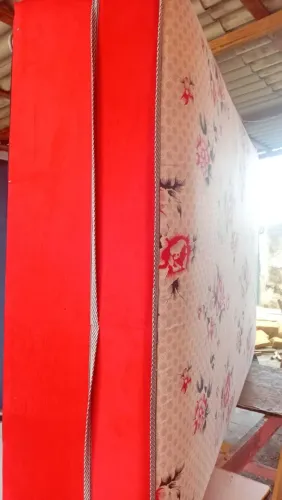 Cama box casal MOLA ( Entrega grátis ) 330 reais