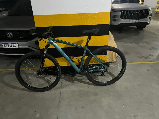 Bicicleta MTB Aro 29 High One